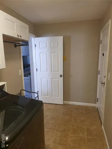 $335,000 | 513 Stonefield Drive, Smithton, IL 62285