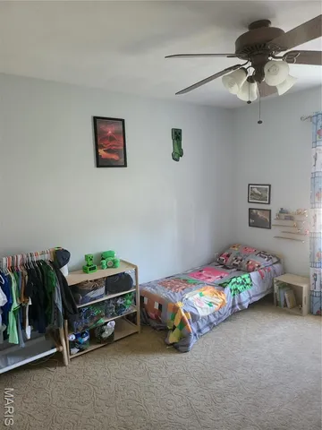 $335,000 | 513 Stonefield Drive, Smithton, IL 62285