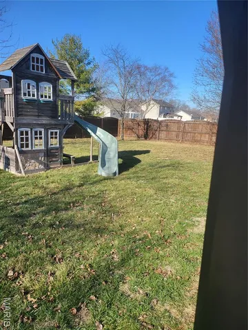 $335,000 | 513 Stonefield Drive, Smithton, IL 62285