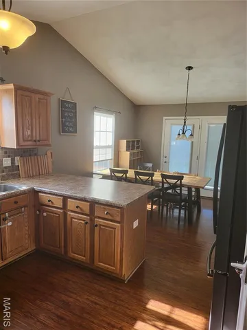 $335,000 | 513 Stonefield Drive, Smithton, IL 62285