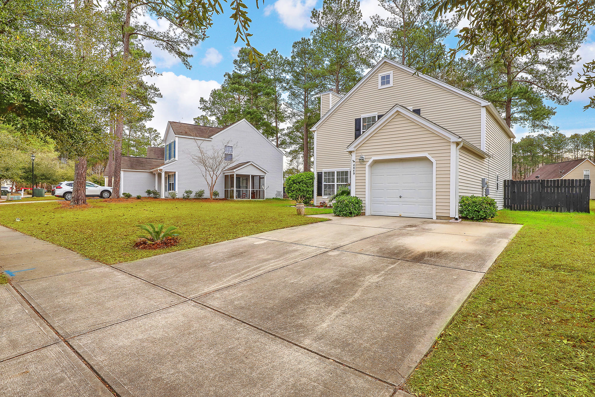 4849 Oak Leaf Road Summerville, SC 29485 - Photo 4 of 29 4849 Oak Leaf Road