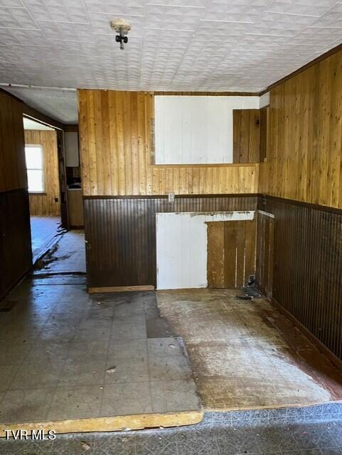 5332 Stonega Road Appalachia, VA 24216 - Photo 13 of 20 a room 2