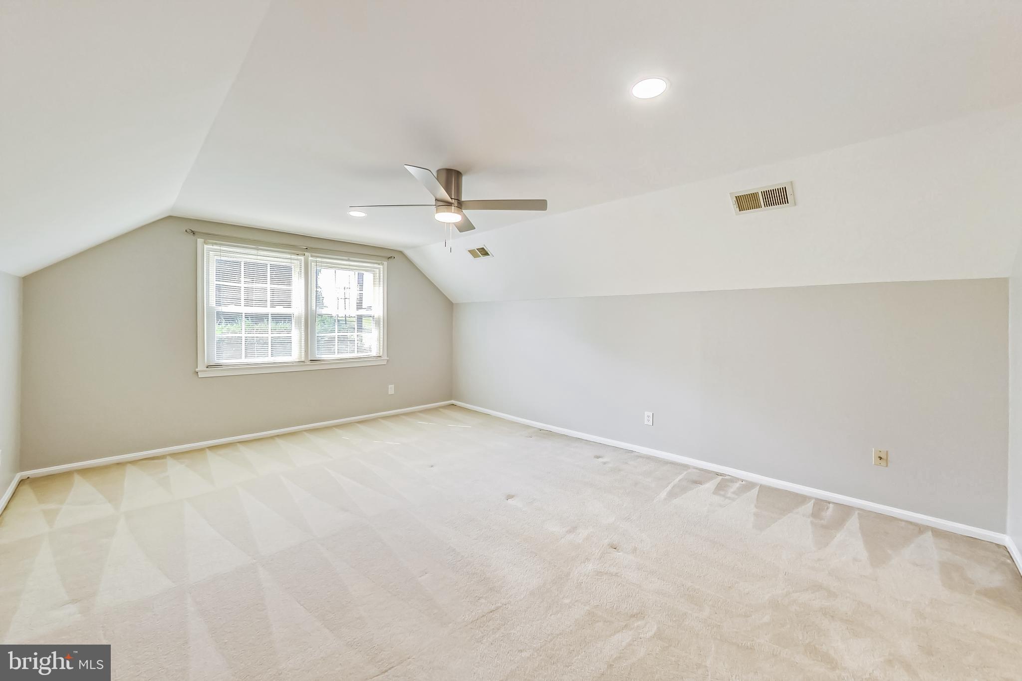 8403 Postoak Road Potomac, MD 20854 - Photo 16 of 28