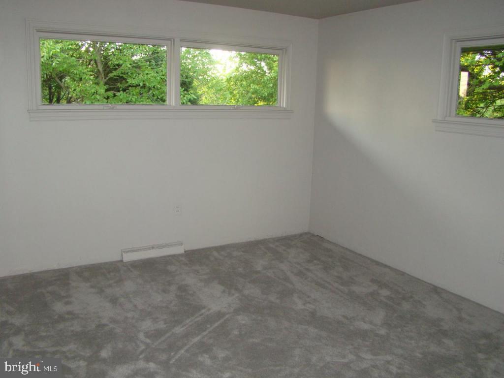 247 Reading Road East Earl, PA 17519 - Photo 6 of 11 Gallery Image 6