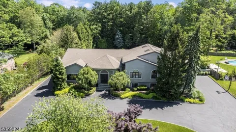 $3,250,000 | 22 Ross Road, Livingston, NJ 07039