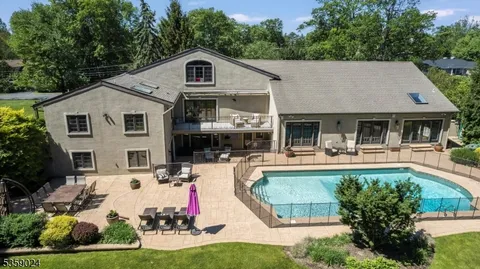 $2,950,000 | 22 Ross Road, Livingston, NJ 07039