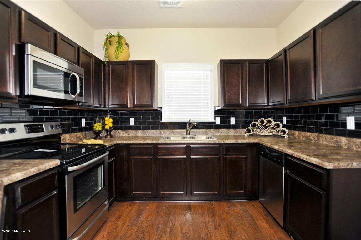 343 Frisco Way Holly Ridge, NC 28445 - Photo 4 of 20 Photo of Similar Property