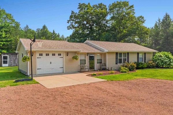 $225,000 | W5465 West Shrine Road, Necedah, WI 54646