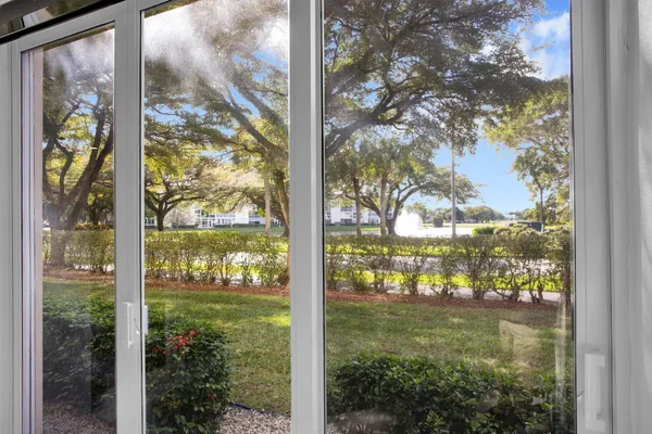 $279,000 | 1601 Abaco Drive, Unit M1, Coconut Creek, FL 33066