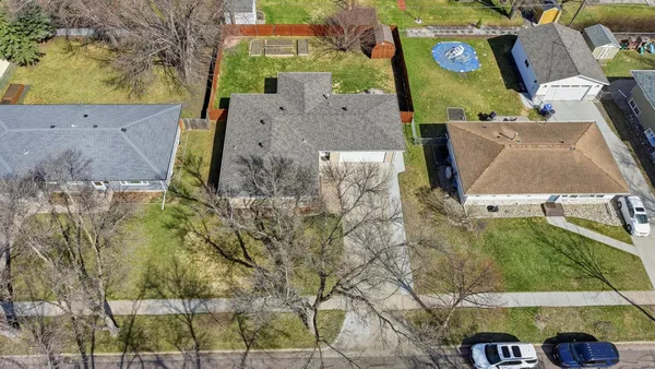 $425,000 | 2909 Edgewood Drive North, Fargo, ND 58102