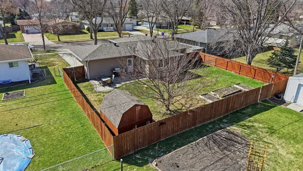 $425,000 | 2909 Edgewood Drive North, Fargo, ND 58102