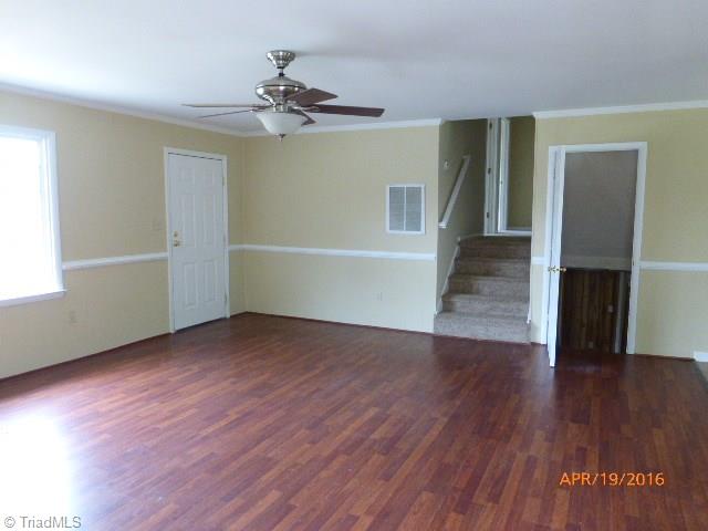 862 Frank Hulin Road Lexington, NC 27295 - Photo 3 of 11 Living Room