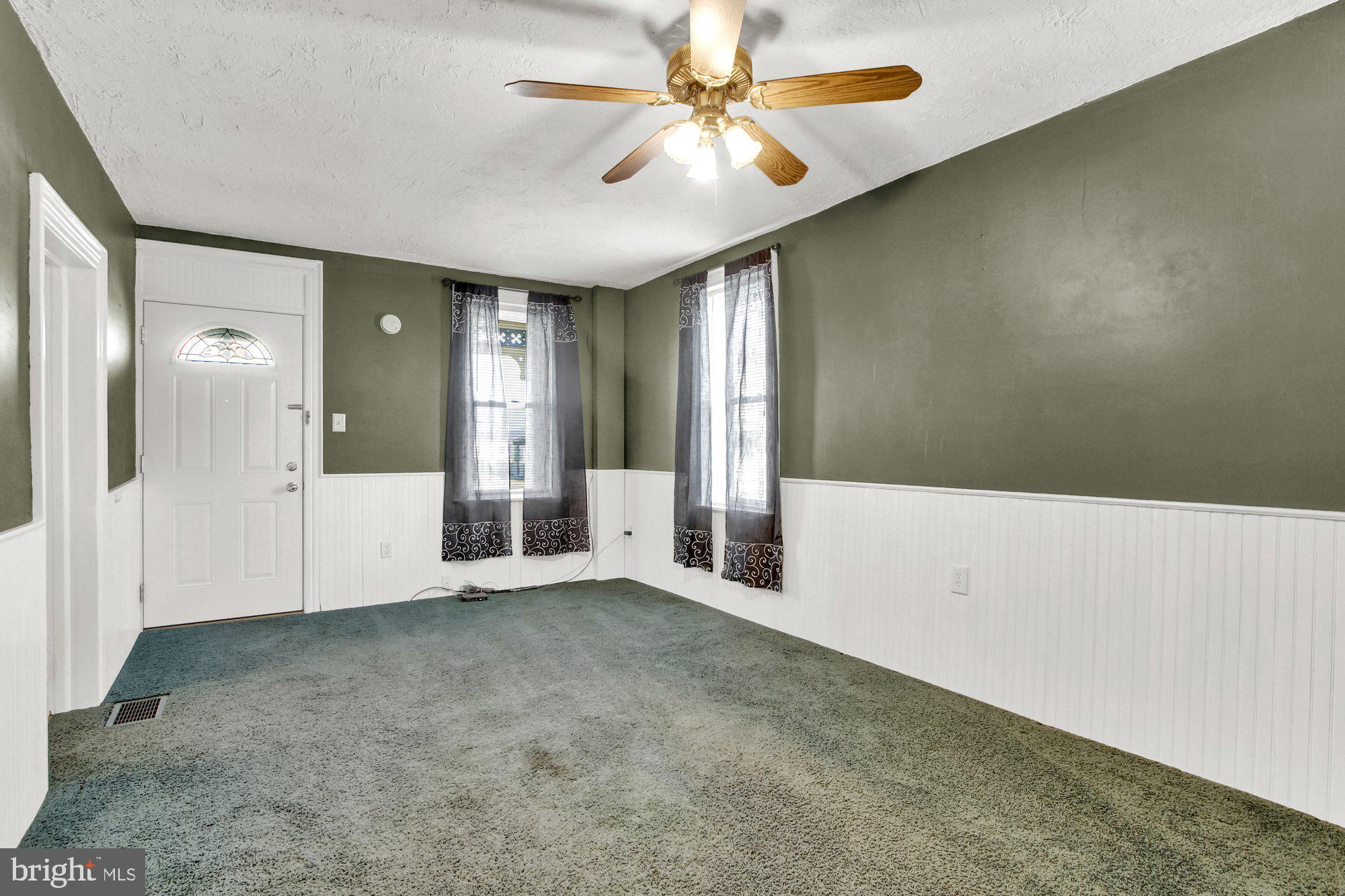 2861 Centennial Road Hanover, PA 17331 - Photo 3 of 26 en view interior of the house