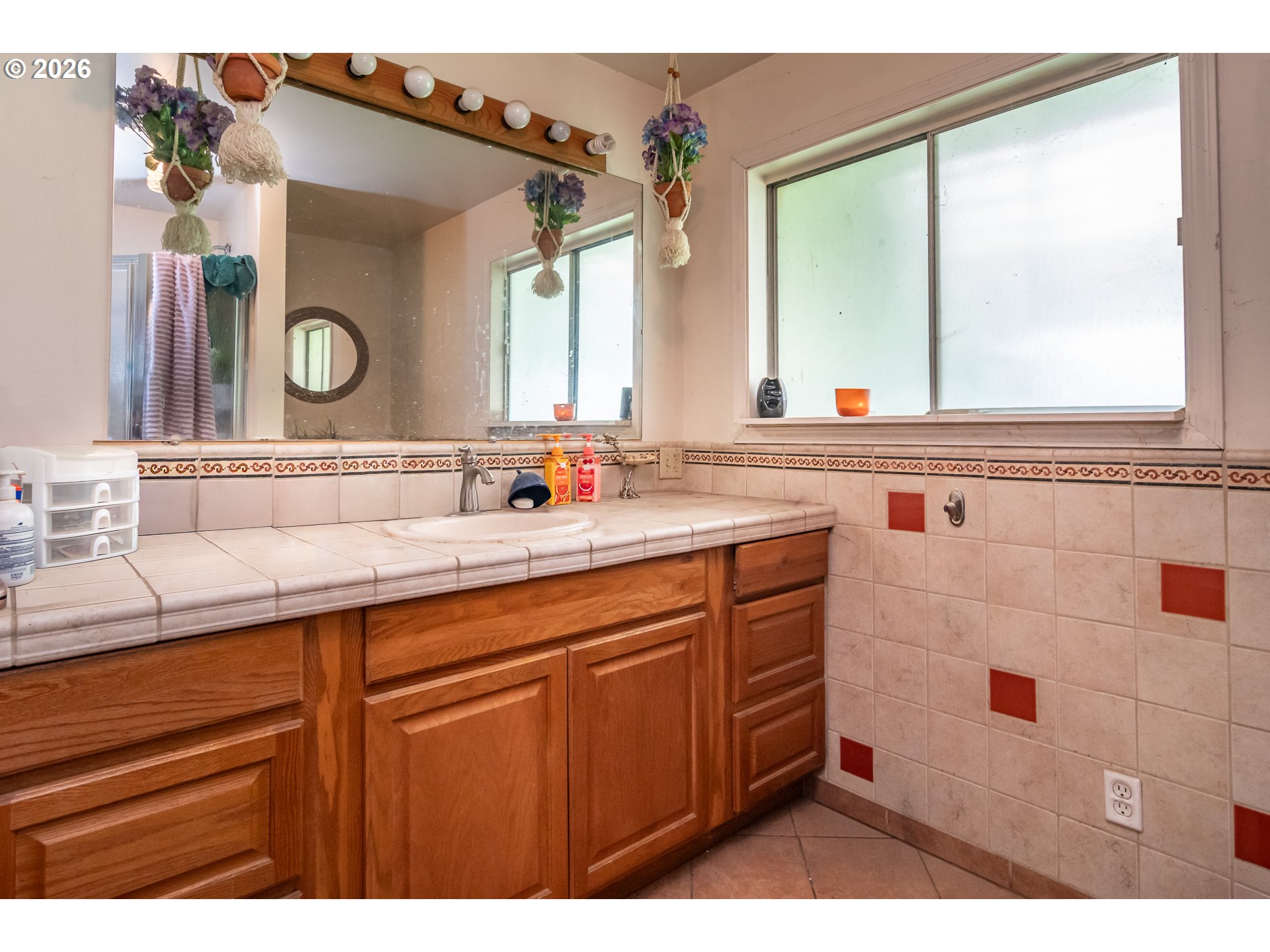 3161 Glenbrook Loop Road Riddle, OR 97469 - Photo 20 of 48 Family Room
