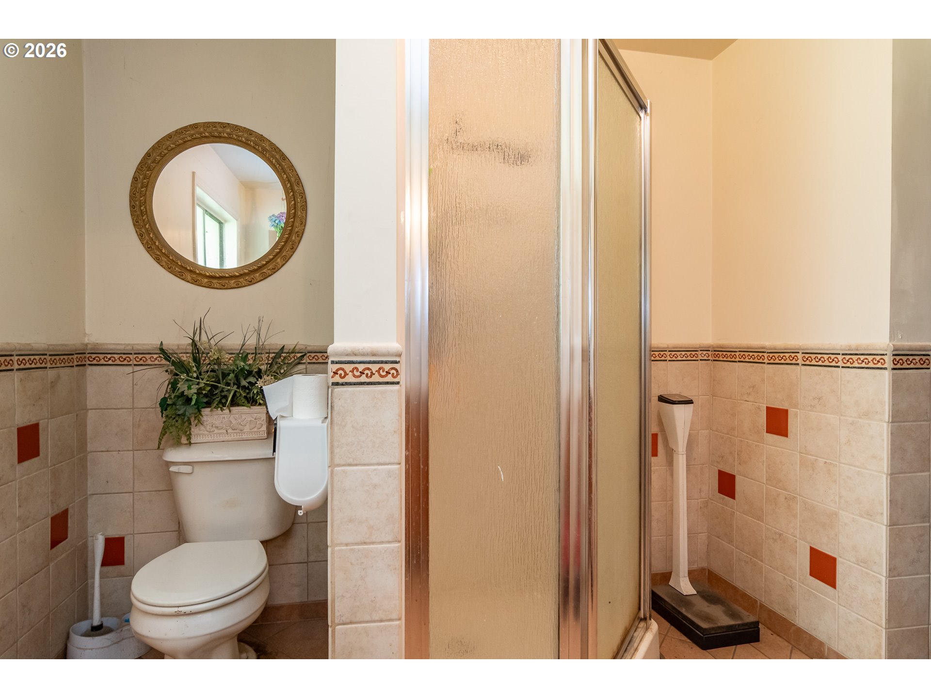 3161 Glenbrook Loop Road Riddle, OR 97469 - Photo 21 of 48 Family Room