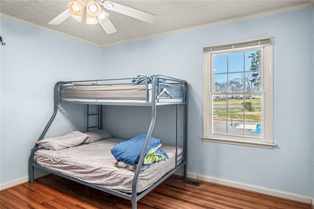 1503 Levis Smith Road Pendleton, SC 29670 - Photo 18 of 30