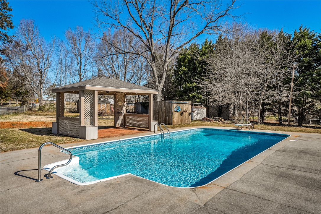1503 Levis Smith Road Pendleton, SC 29670 - Photo 20 of 30
