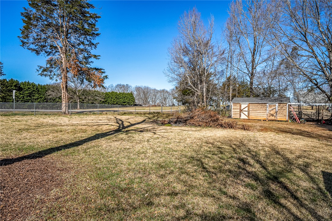 1503 Levis Smith Road Pendleton, SC 29670 - Photo 24 of 30
