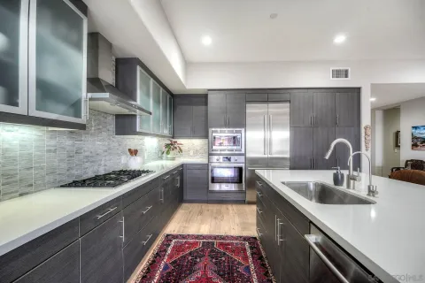 $2,189,000 | 2820 Carleton Street, Unit 16, San Diego, CA 92106