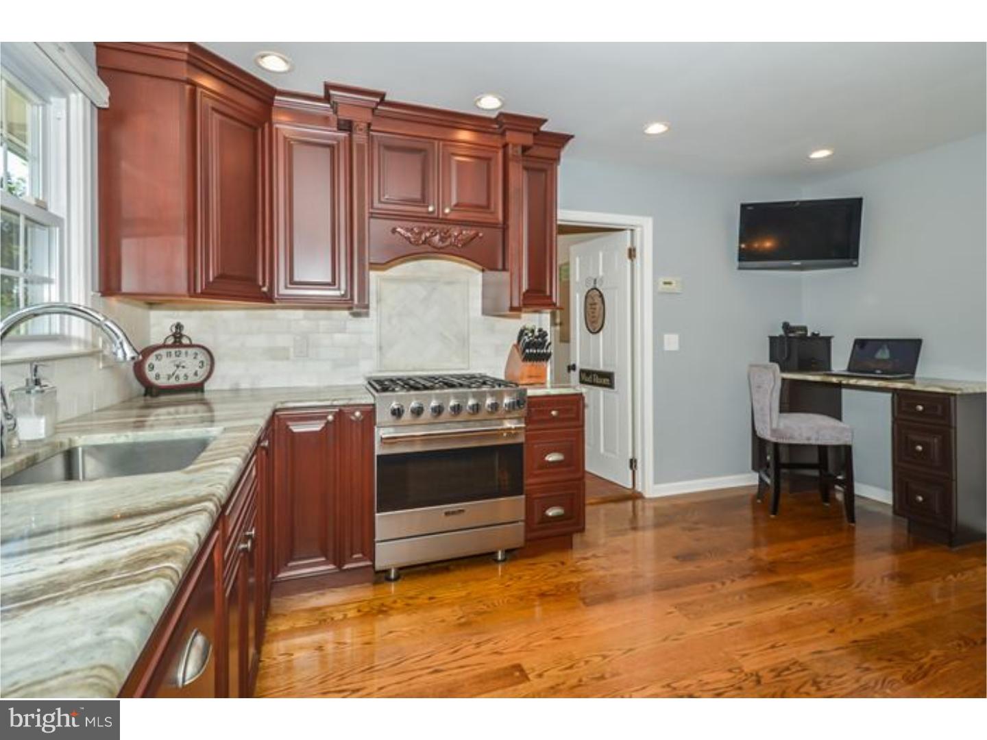 524 Dreshertown Road Fort Washington, PA 19034 - Photo 6 of 25 Kitchen