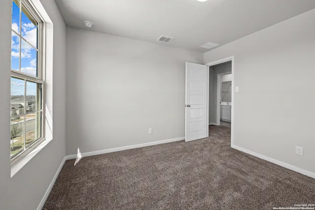 $2,200 | 8420 Aloe Vera, San Antonio, TX 78222