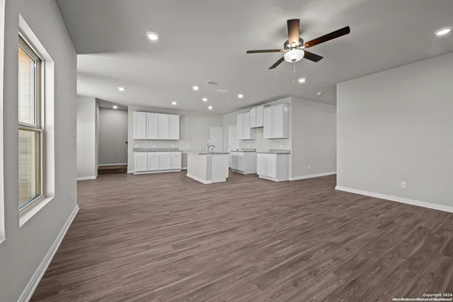 $2,200 | 8420 Aloe Vera, San Antonio, TX 78222