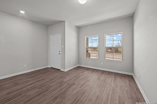 $2,200 | 8420 Aloe Vera, San Antonio, TX 78222