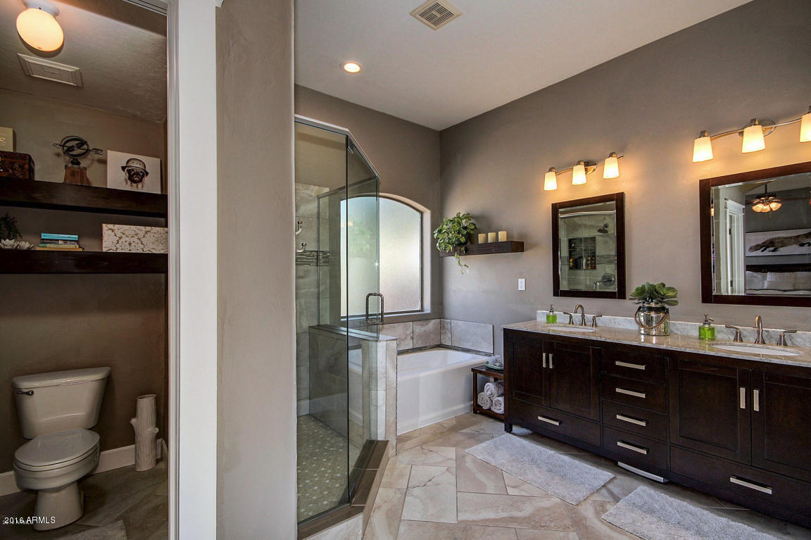 648 East Ranch Road Gilbert, AZ 85296 - Photo 12 of 23 master bath