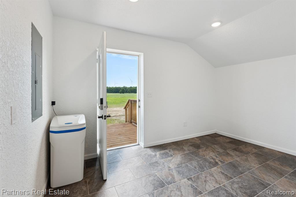 4798 North Loomis Road Mount Pleasant, MI 48858 - Photo 22 of 74 Gallery Image 22