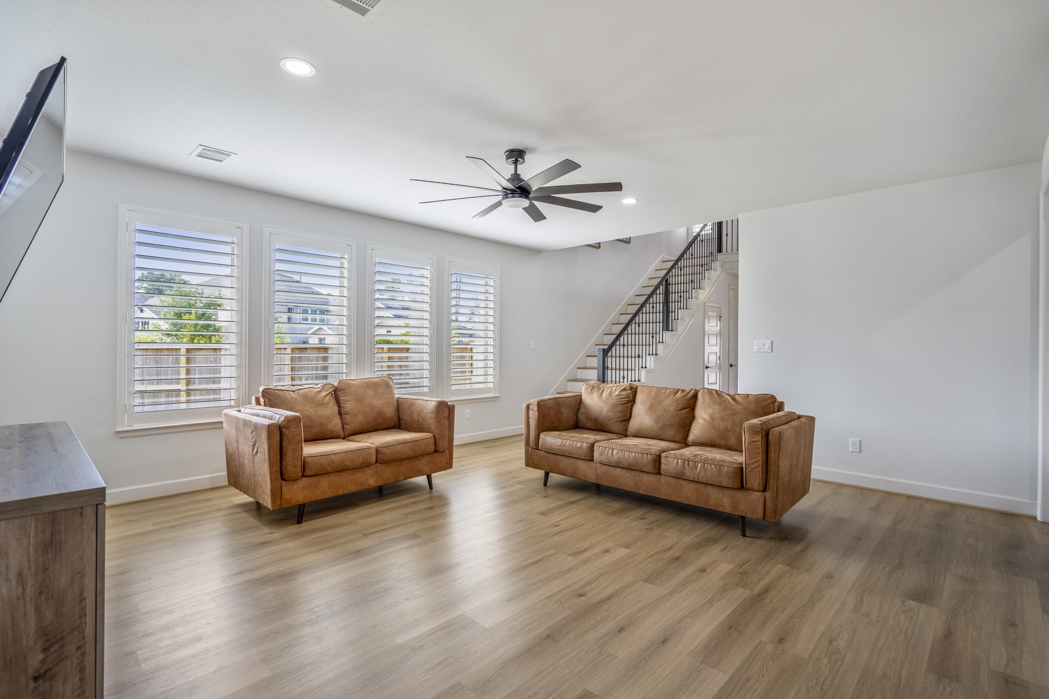 304 Mullins Court Montgomery, TX 77316 - Photo 10 of 50 Room to grow, room to gather, and room to breathe!