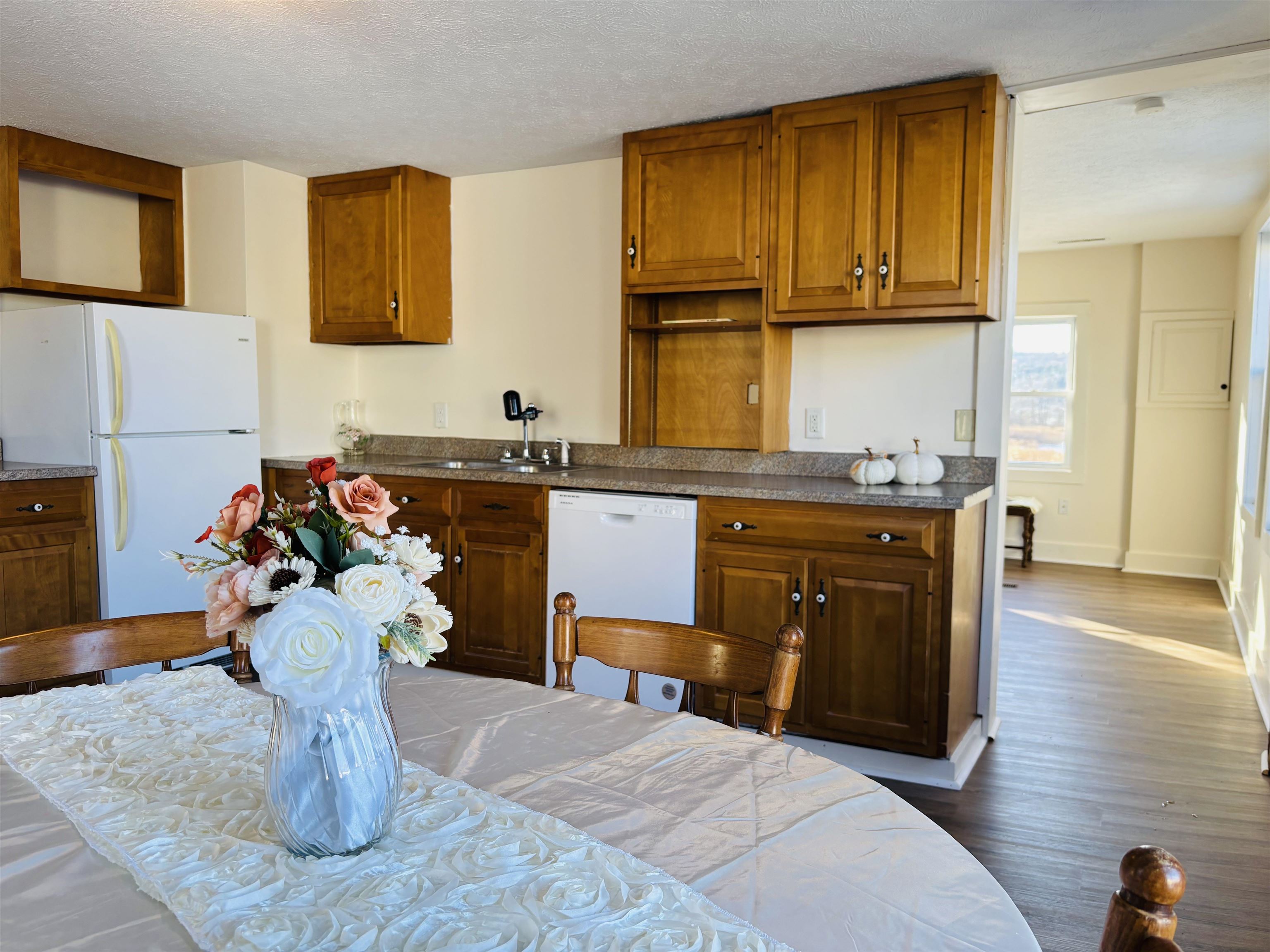 293 Central Street Sheldon, VT 05483 - Photo 4 of 44