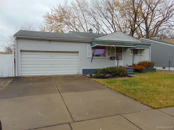 $1,500 | 26436 Couzens Avenue, Madison Heights, MI 48071