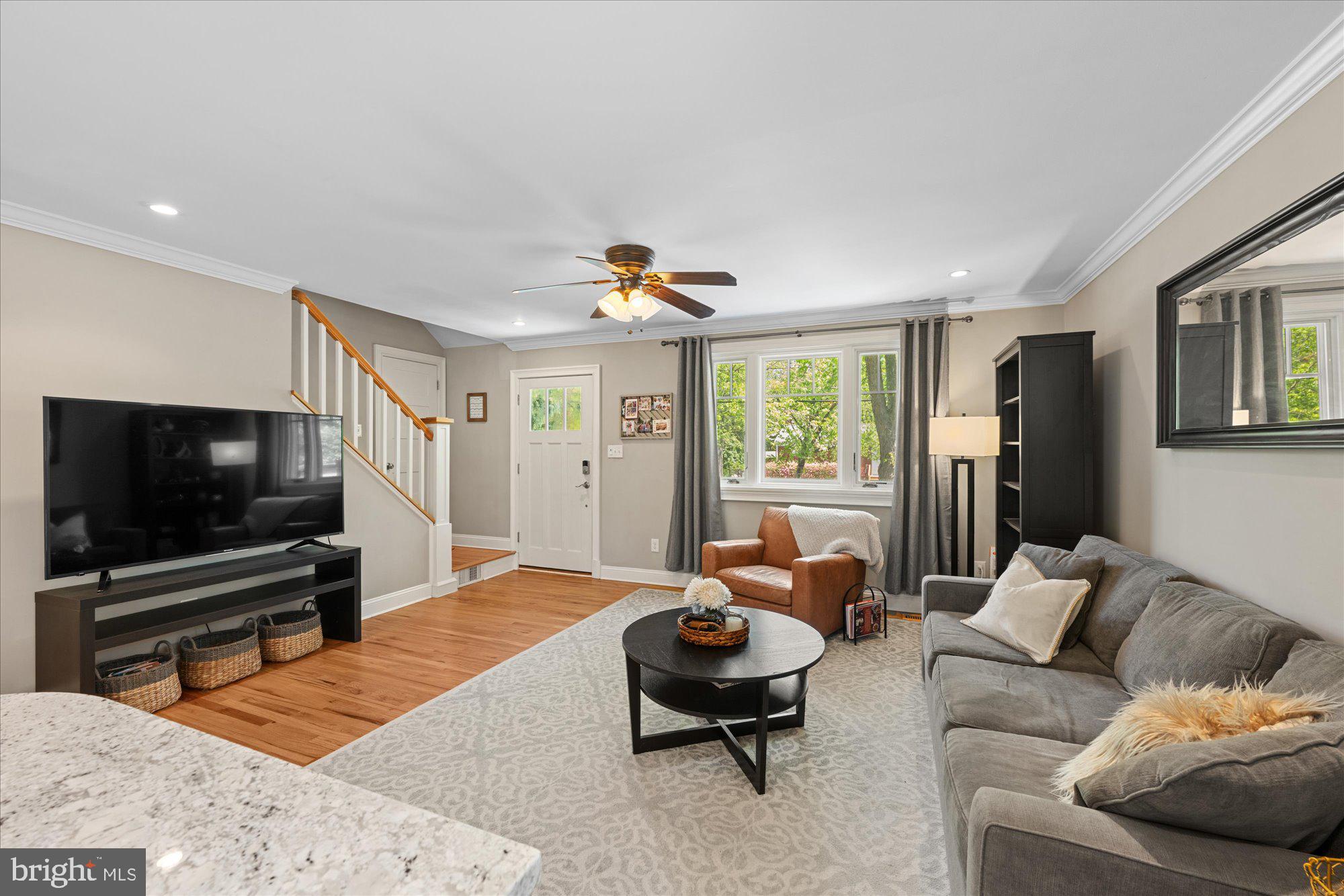 11448 Schuylkill Road Rockville, MD 20852 - Photo 12 of 49 huge window at Living Room