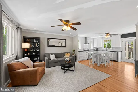 $725,000 | 11448 Schuylkill Road, Rockville, MD 20852
