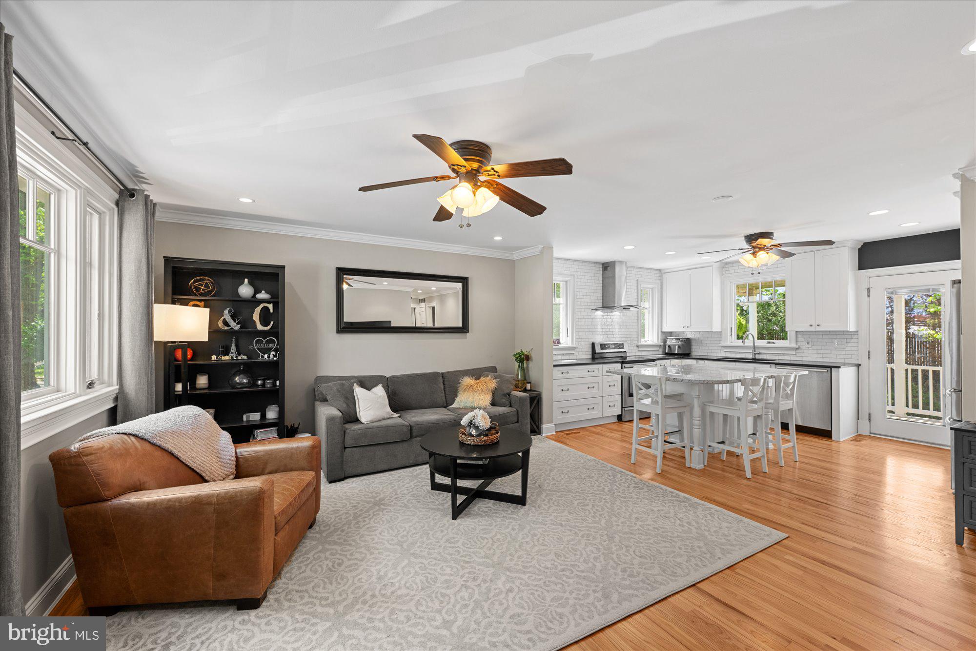 11448 Schuylkill Road Rockville, MD 20852 - Photo 3 of 49 It's a stunner!