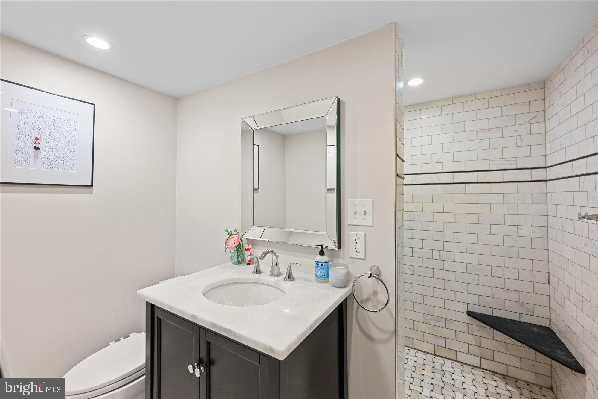 11448 Schuylkill Road Rockville, MD 20852 - Photo 34 of 49