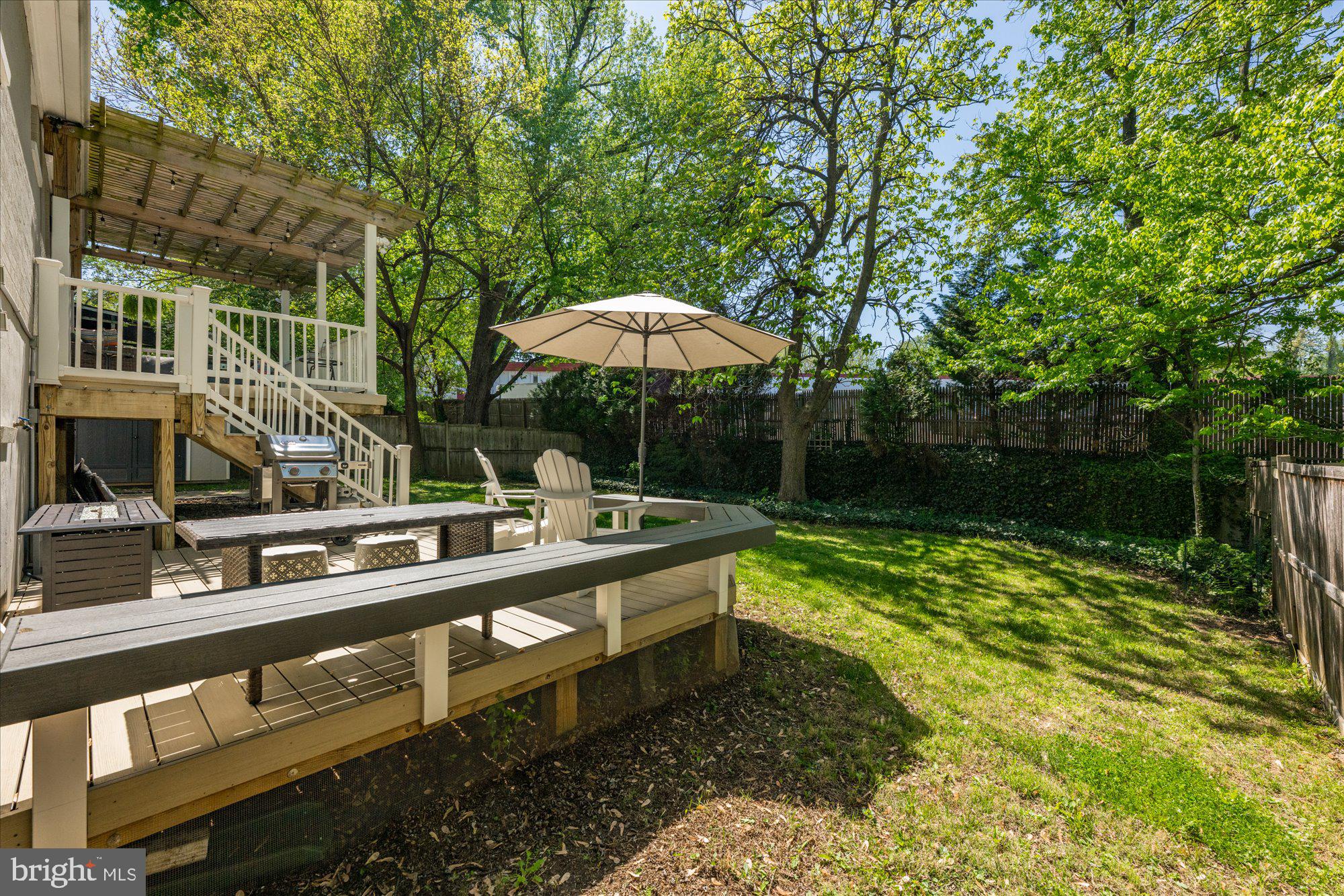 11448 Schuylkill Road Rockville, MD 20852 - Photo 41 of 49 totally private, fenced yard