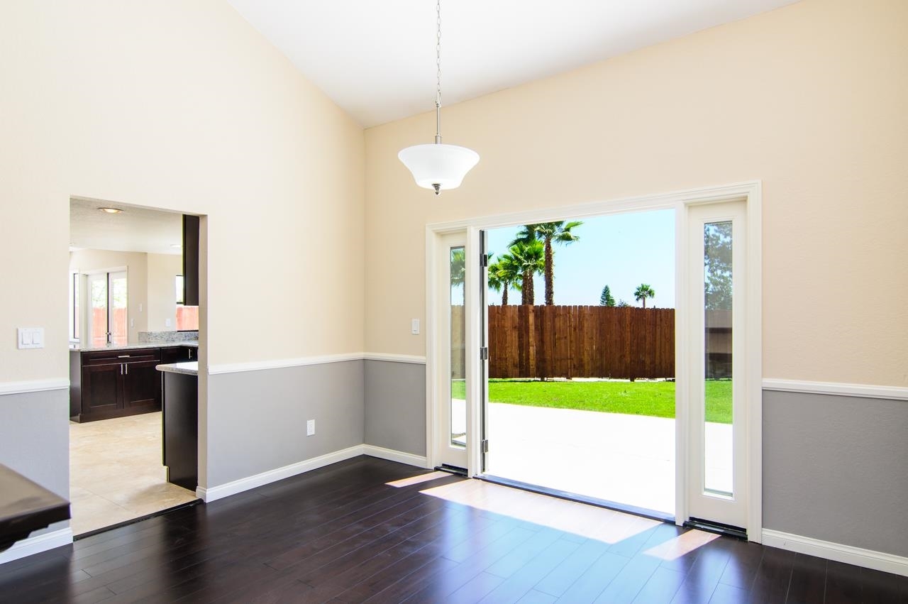 910 Solandra Lane Spring Valley, CA 91977 - Photo 12 of 25 Gallery Image 12