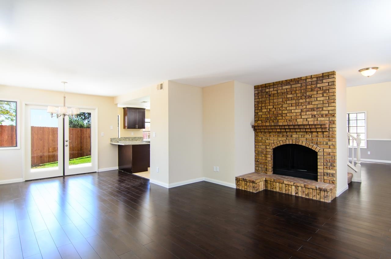 910 Solandra Lane Spring Valley, CA 91977 - Photo 15 of 25 Gallery Image 15