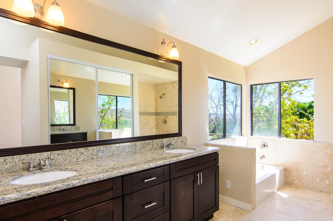 910 Solandra Lane Spring Valley, CA 91977 - Photo 18 of 25 Gallery Image 18