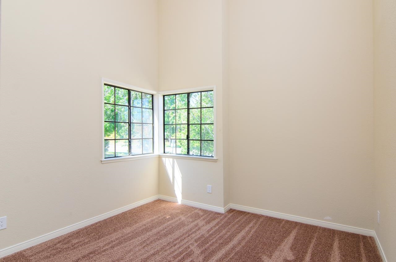 910 Solandra Lane Spring Valley, CA 91977 - Photo 25 of 25 Gallery Image 25