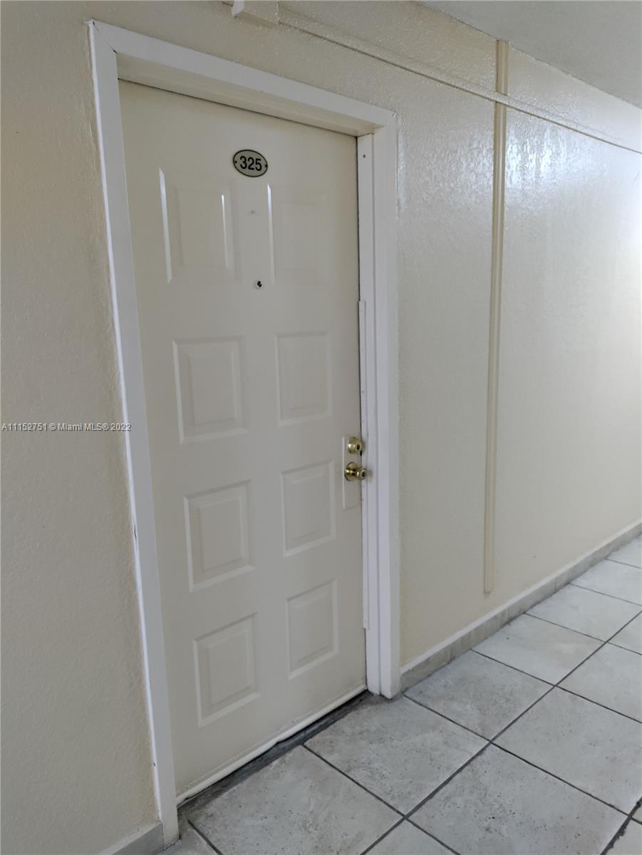 7000 Northwest 186th Street, Unit 4325 Hialeah, FL 33015 - Photo 9 of 10 a view of room