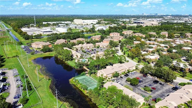 $1,750 | 4320 Middlebrook Road, Unit 2, Orlando, FL 32811