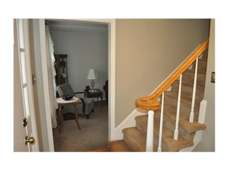 9426 Brookville Road Indianapolis, IN 46239 - Photo 4 of 20 Gallery Image 4