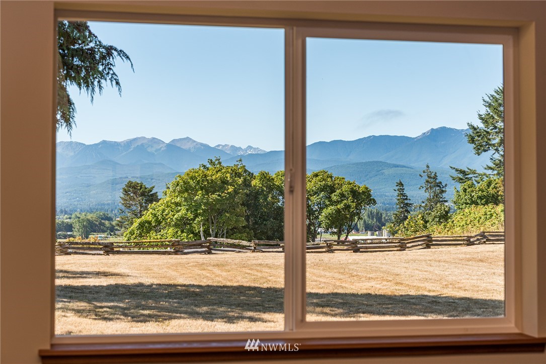 1971 Lotzgesell Road Sequim, WA 98382 - Photo 12 of 38 Gallery Image 12