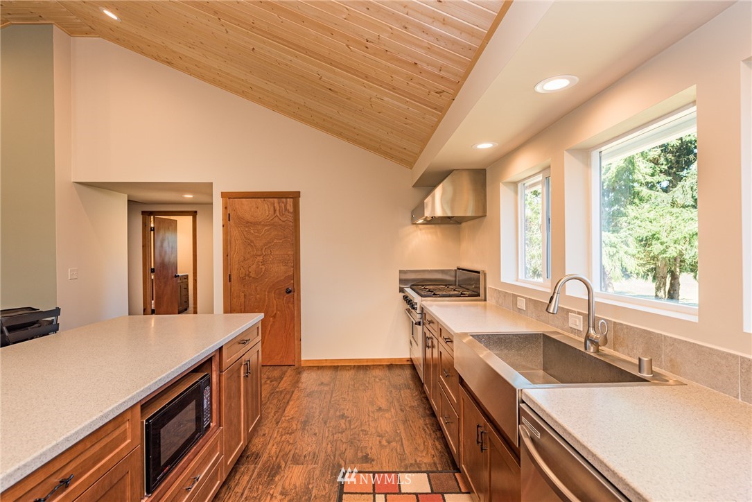 1971 Lotzgesell Road Sequim, WA 98382 - Photo 15 of 38 Gallery Image 15