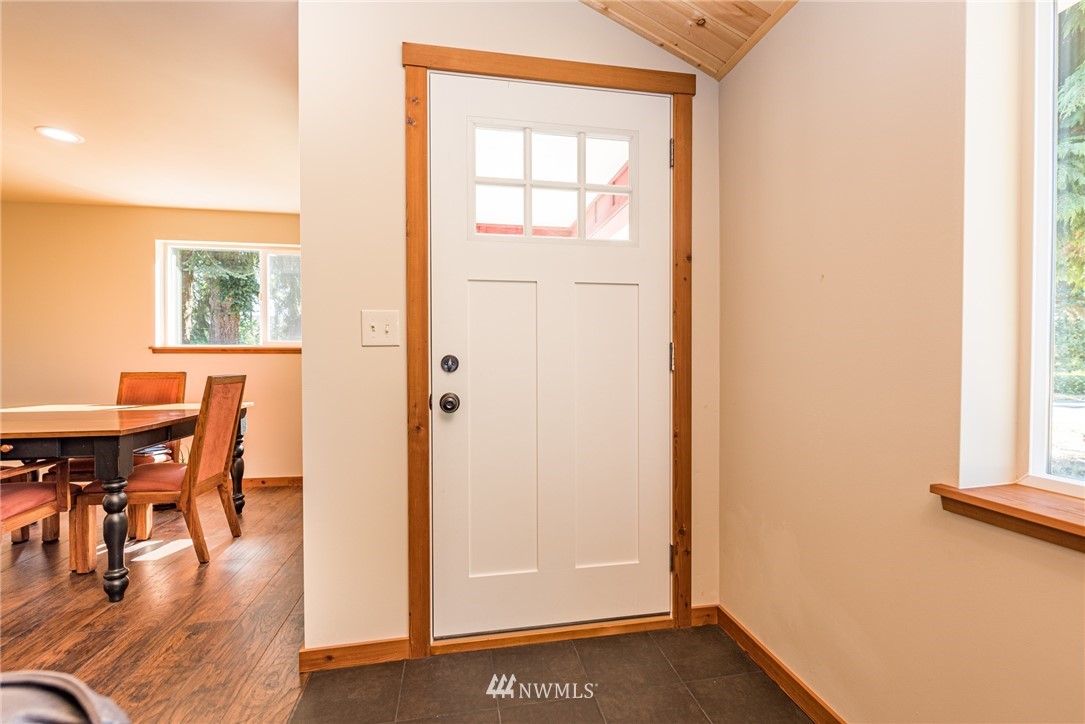 1971 Lotzgesell Road Sequim, WA 98382 - Photo 4 of 38 Gallery Image 4
