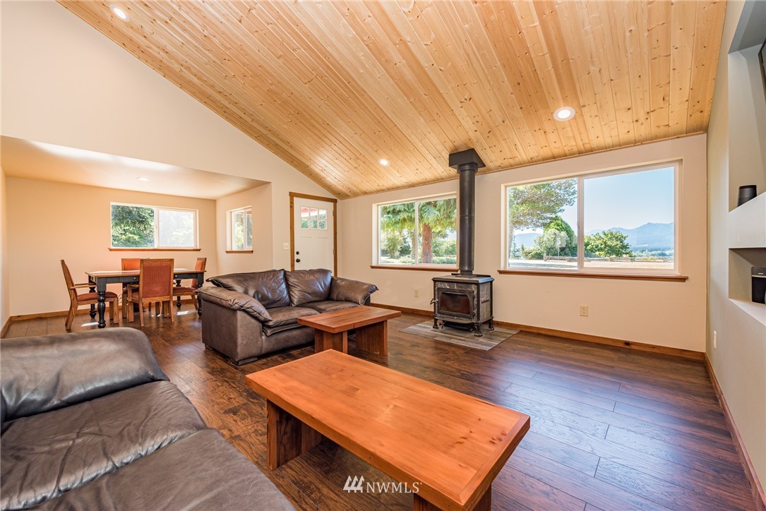 1971 Lotzgesell Road Sequim, WA 98382 - Photo 10 of 38 Gallery Image 10