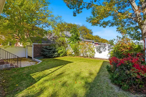 $979,000 | 164-37 Grand Central Parkway | Hillcrest