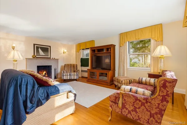 $979,000 | 164-37 Grand Central Parkway | Hillcrest